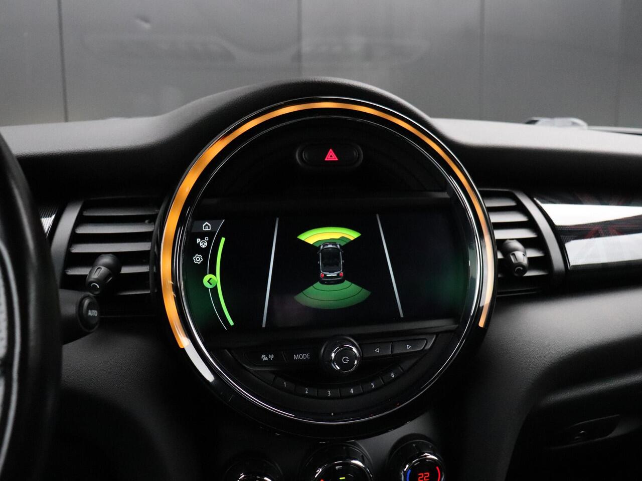 Mini John Cooper Works Mini Cabrio 2.0 Chili | LEDER | H&K | PDC | CRUISE | NAVI | STOELVERW. |