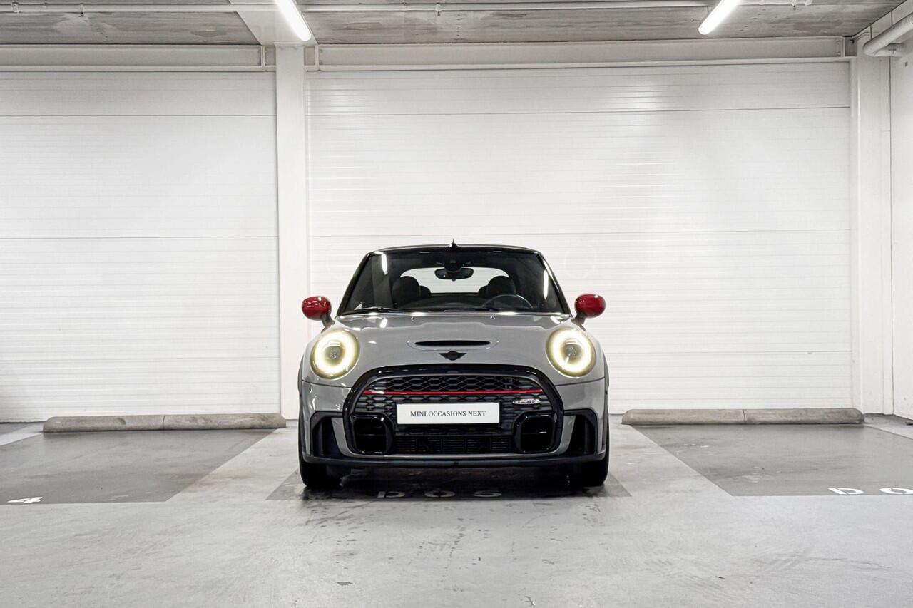 Mini John Cooper Works Cabrio | Harman Kardon | Head-Up Display | Adaptieve Cruise Control | 18" JCW Circuit Spoke