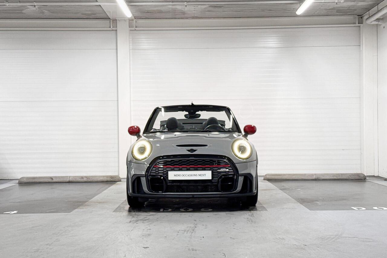Mini John Cooper Works Cabrio | Harman Kardon | Head-Up Display | Adaptieve Cruise Control | 18" JCW Circuit Spoke