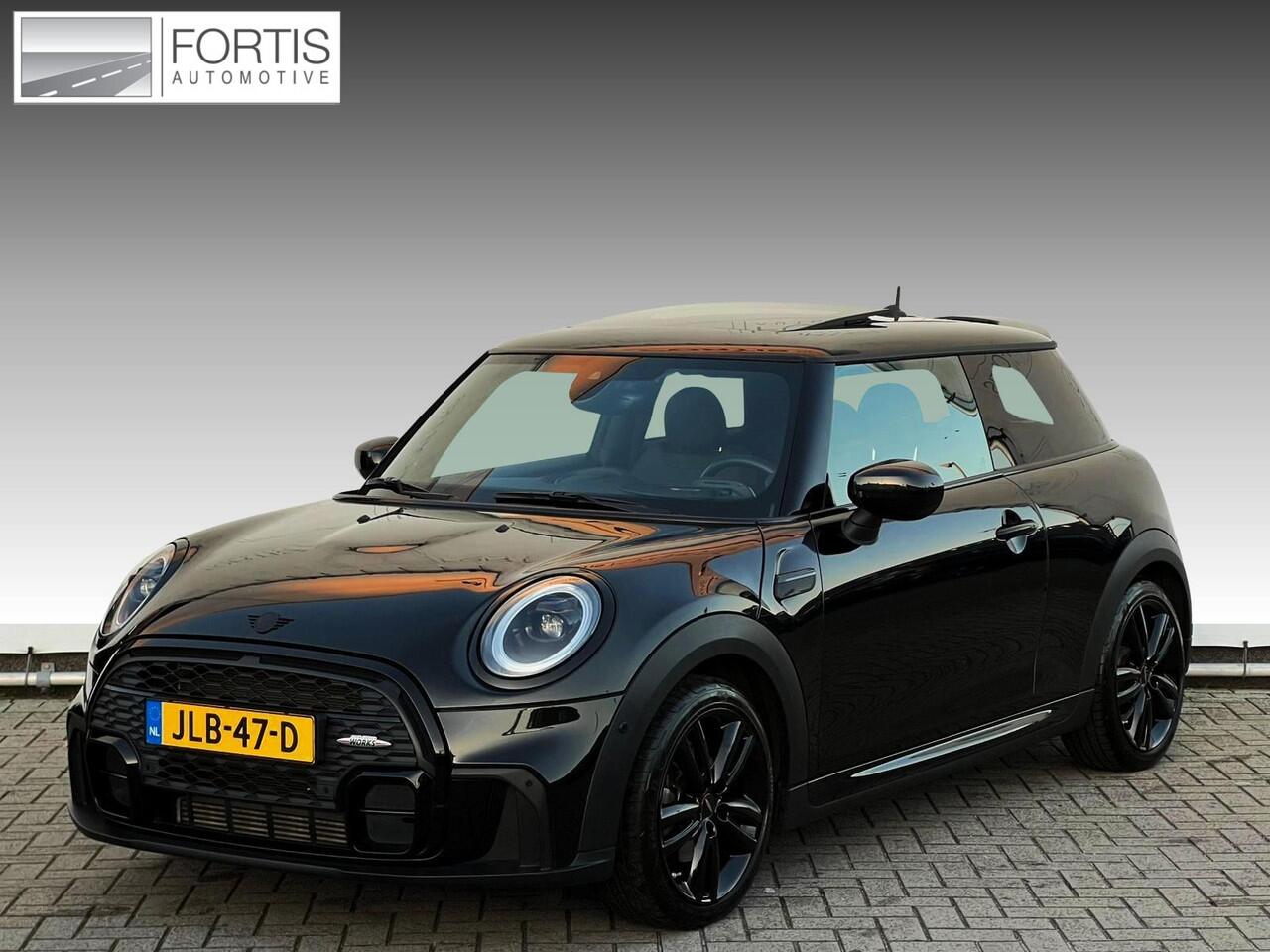 Mini John Cooper Works 1.5 Cooper PANODAK | LEDER | HARMAN KARDON | DEALER ONDERH | CAMERA | HEAD - UP |