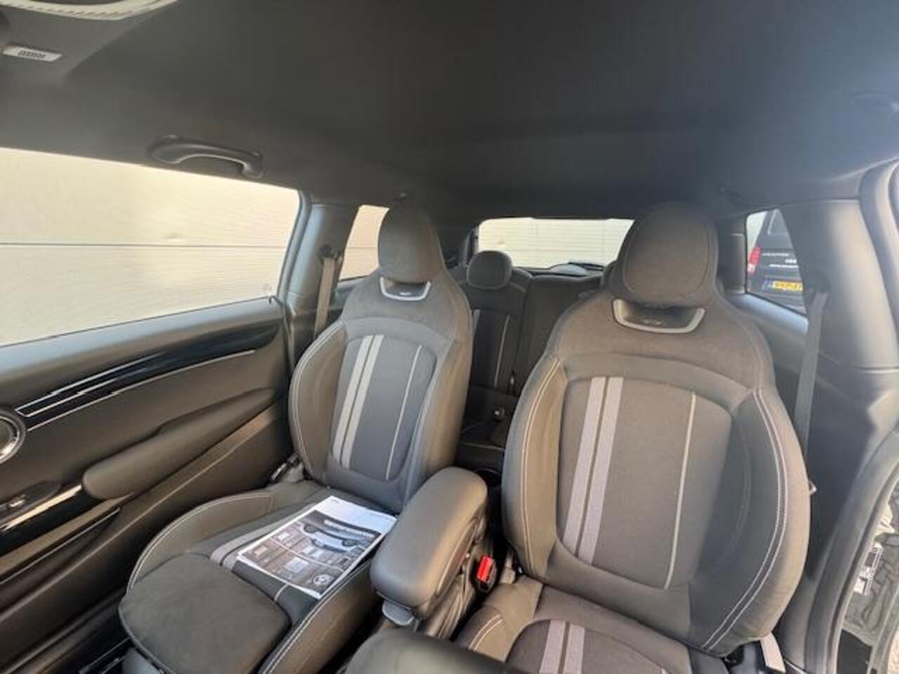 Mini John Cooper Works Mini 1.5 Resolute Edition JCW Rockingham Edition GT