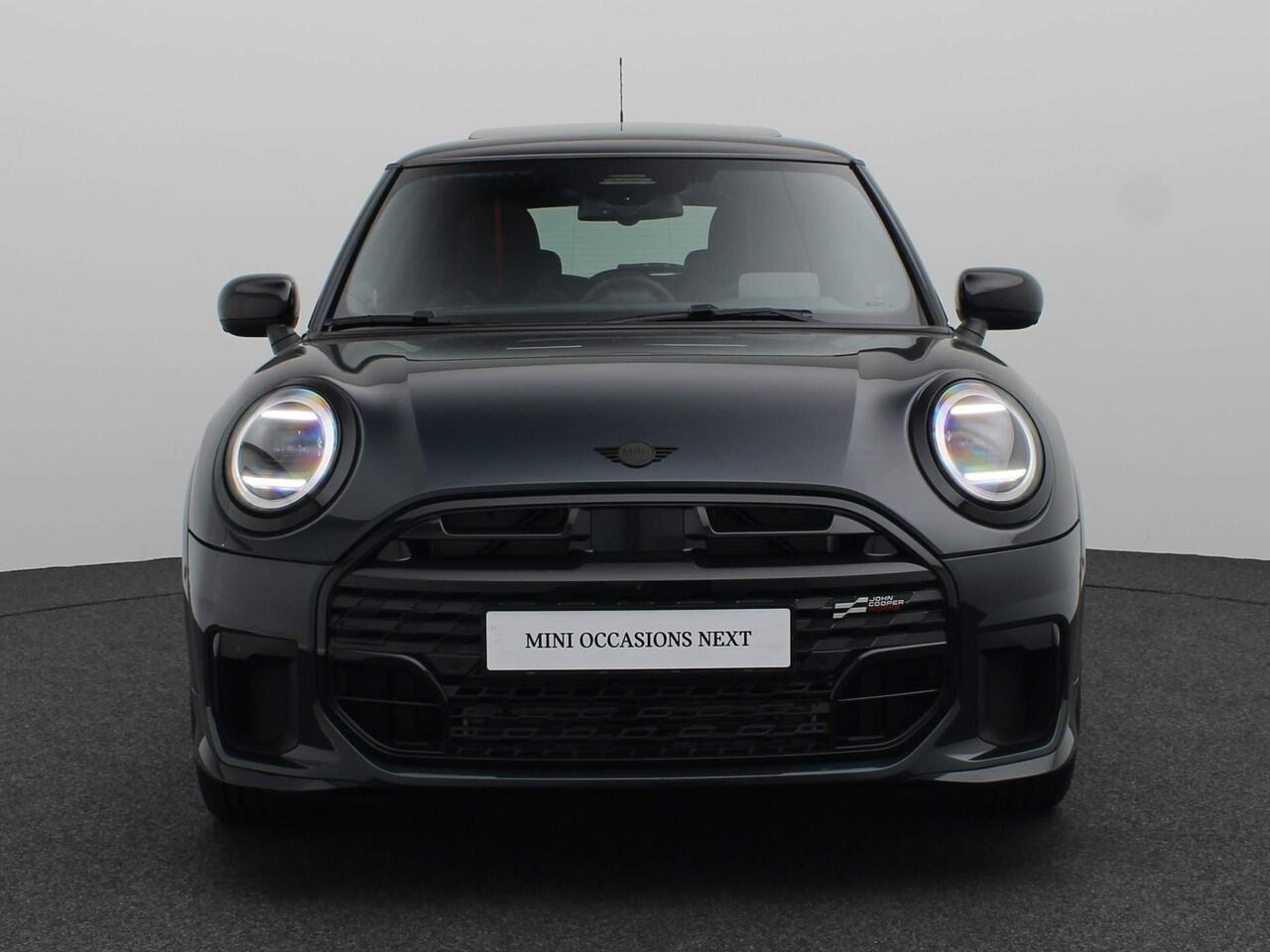 Mini John Cooper Works 3-Deurs C Cooper + Pakket XL + Driving Assistant Plus + Panoramadak + Harman Kardon + LED + 18''