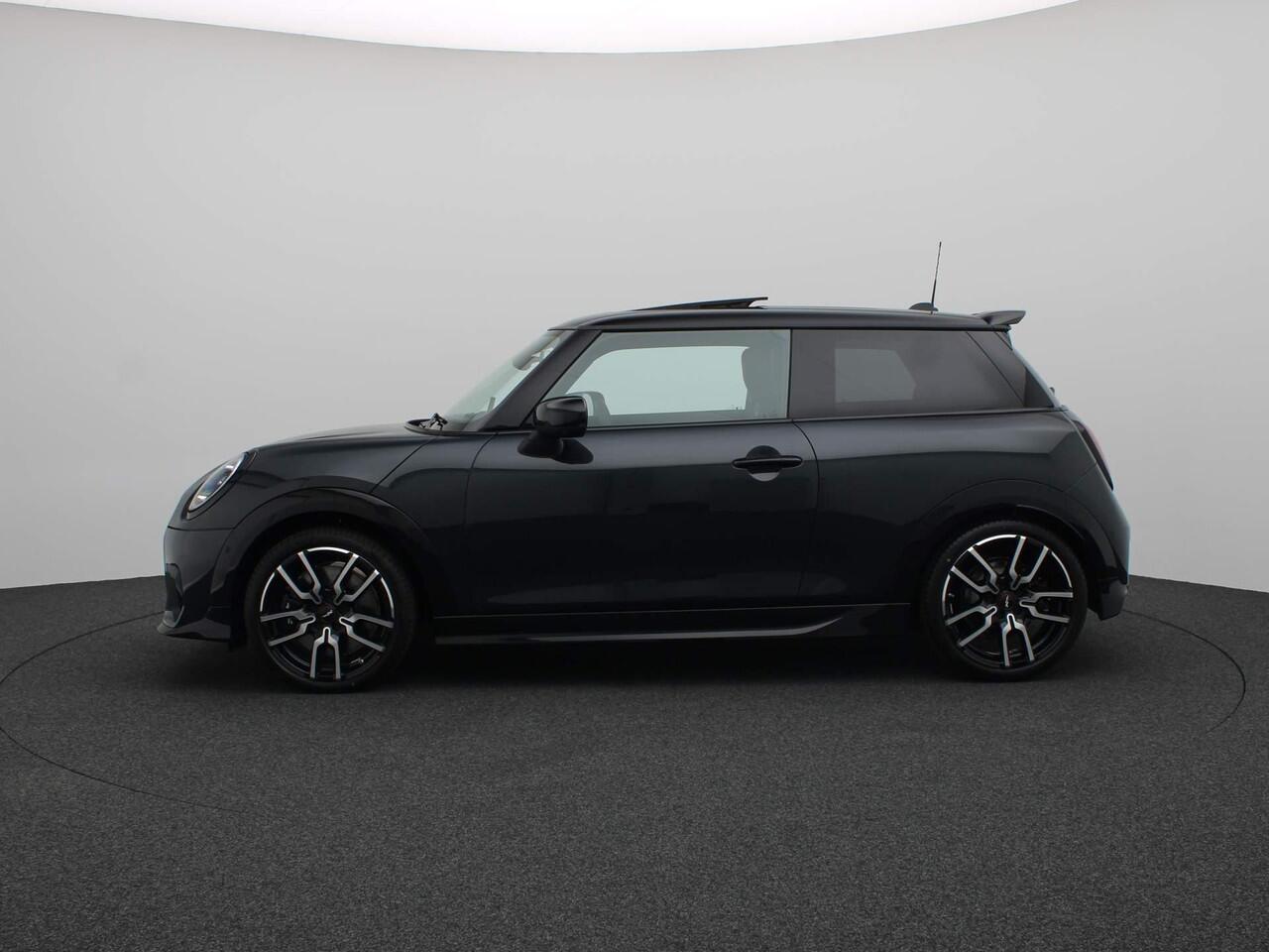 Mini John Cooper Works 3-Deurs C Cooper + Pakket XL + Driving Assistant Plus + Panoramadak + Harman Kardon + LED + 18''