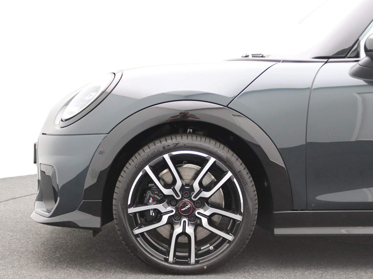 Mini John Cooper Works 3-Deurs C Cooper + Pakket XL + Driving Assistant Plus + Panoramadak + Harman Kardon + LED + 18''