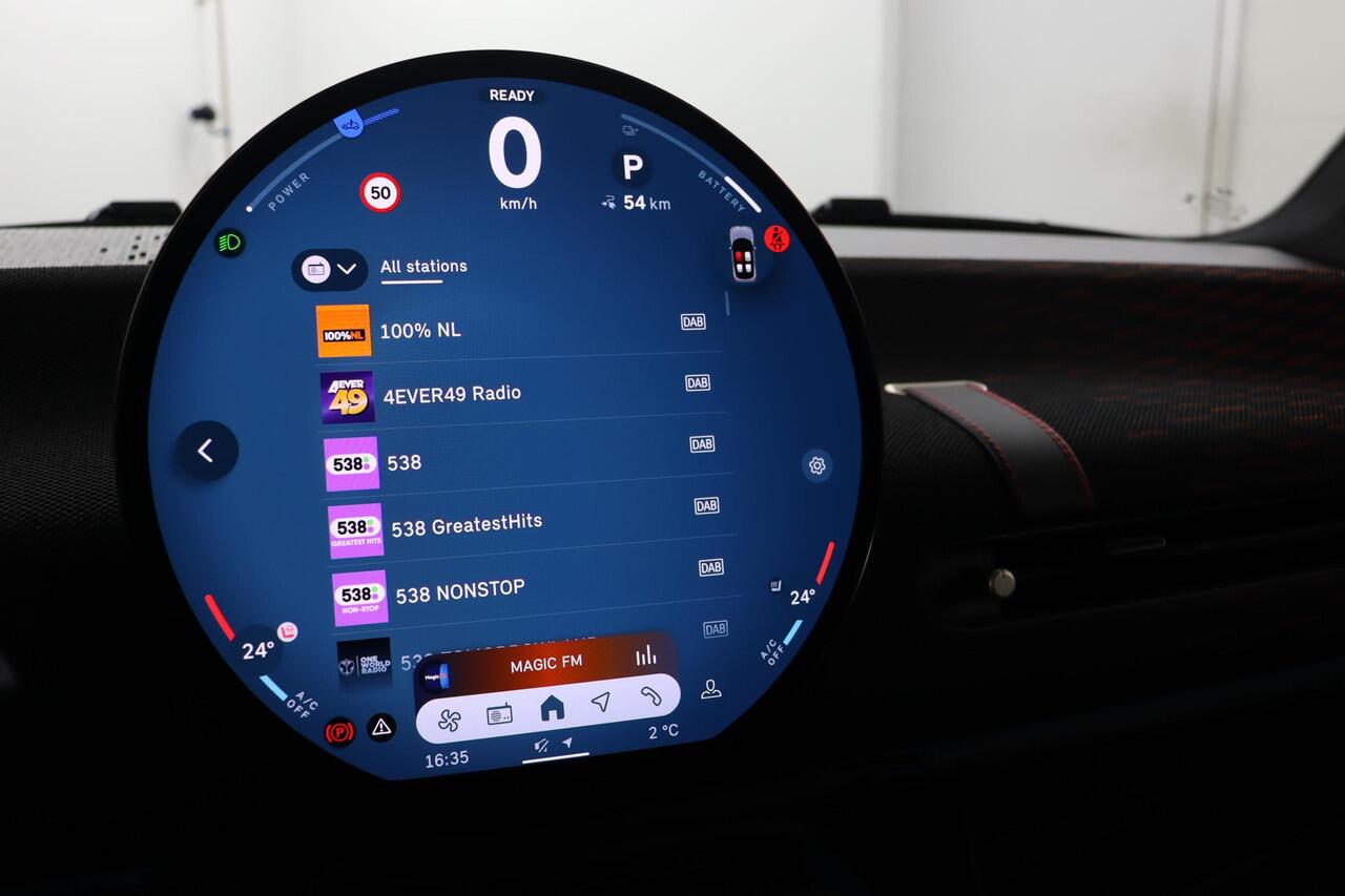 Mini John Cooper Works Mini E Cooper XL 40.7 kWh | Head-Up Display |Stuurwielrand Verwarmd | Glazen Panoramadak | Comfort Access |