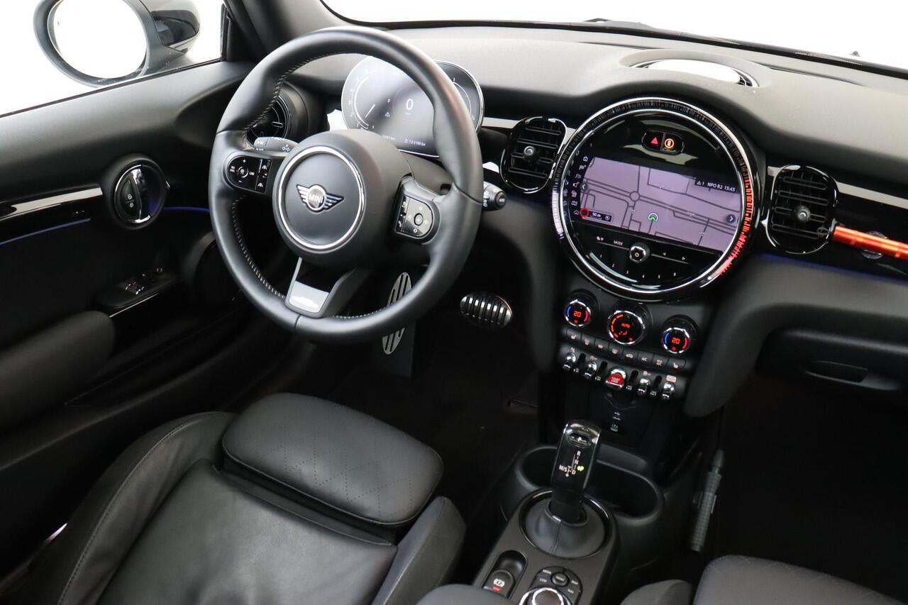 Mini John Cooper Works Mini COOPER *INCL. ZOMER/WINTERSET!* -PANO.DAK|AERO|KEYLESS|STOEL/STUURVERW.|MULTIMEDIA|PRIVACY.GLAS|17"