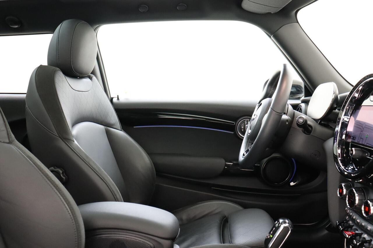 Mini John Cooper Works Mini COOPER *INCL. ZOMER/WINTERSET!* -PANO.DAK|AERO|KEYLESS|STOEL/STUURVERW.|MULTIMEDIA|PRIVACY.GLAS|17"