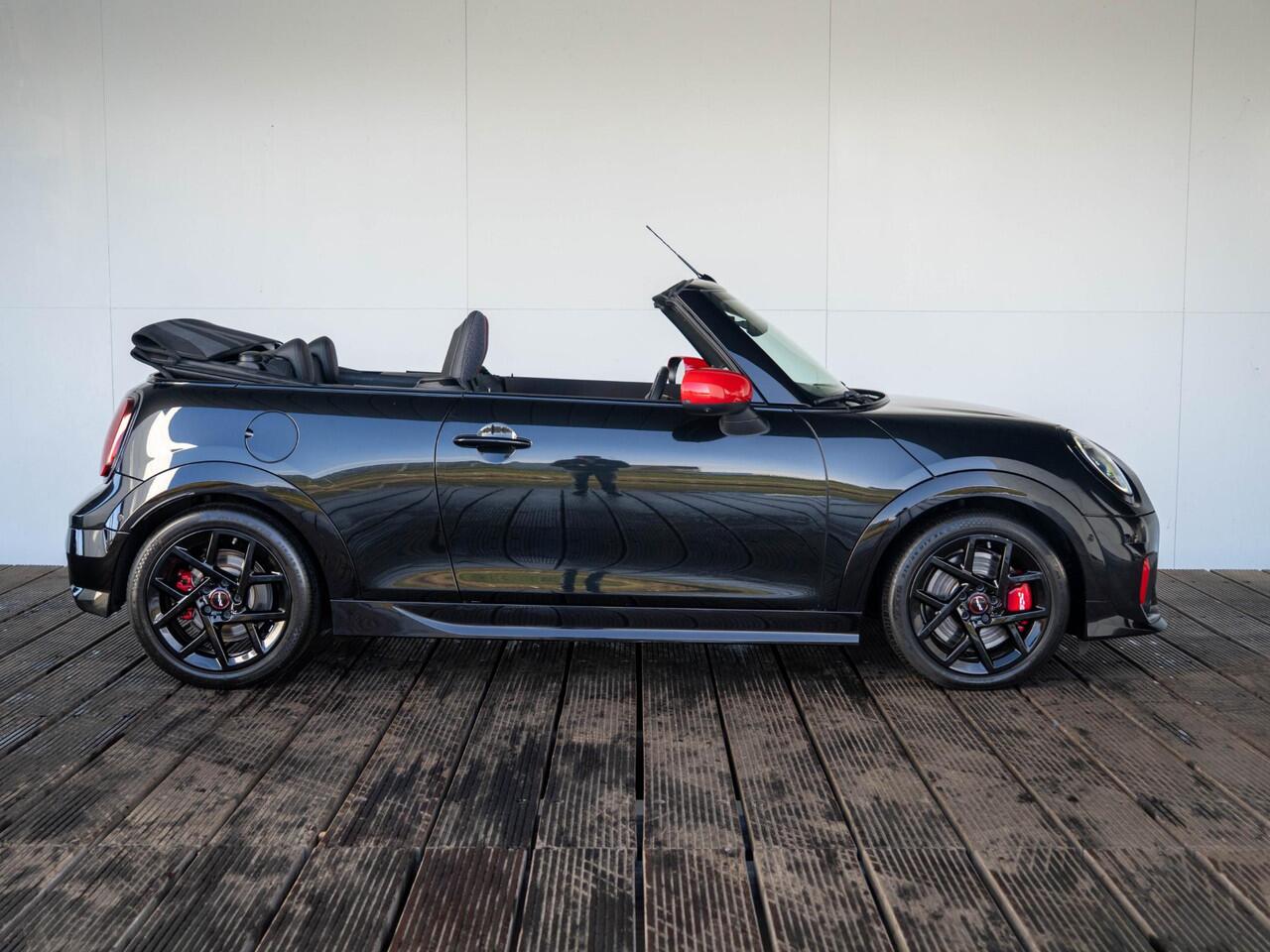 Mini John Cooper Works Cabrio XL + Harman-Kardon + Stuur&stoelverwarming