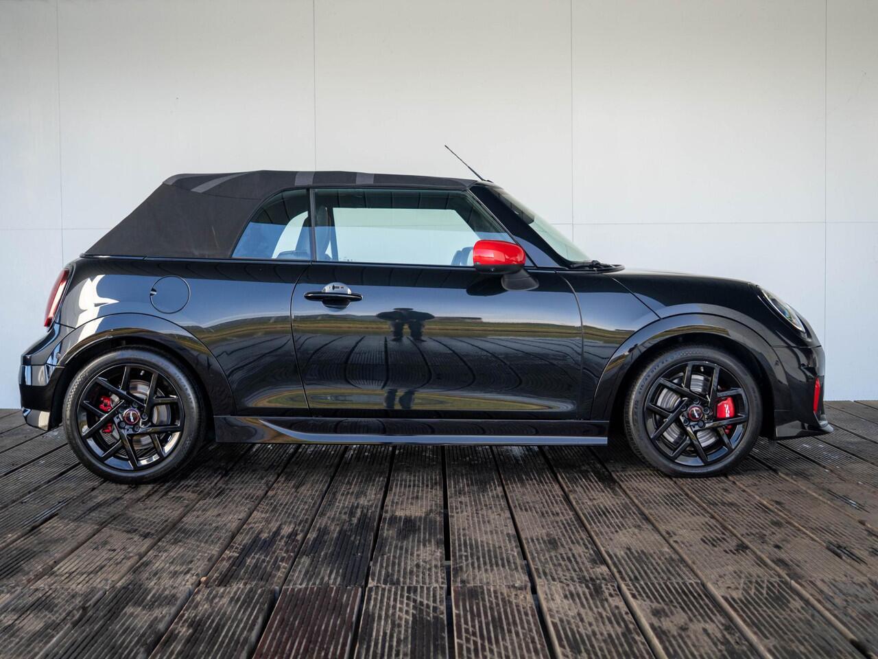 Mini John Cooper Works Cabrio XL + Harman-Kardon + Stuur&stoelverwarming