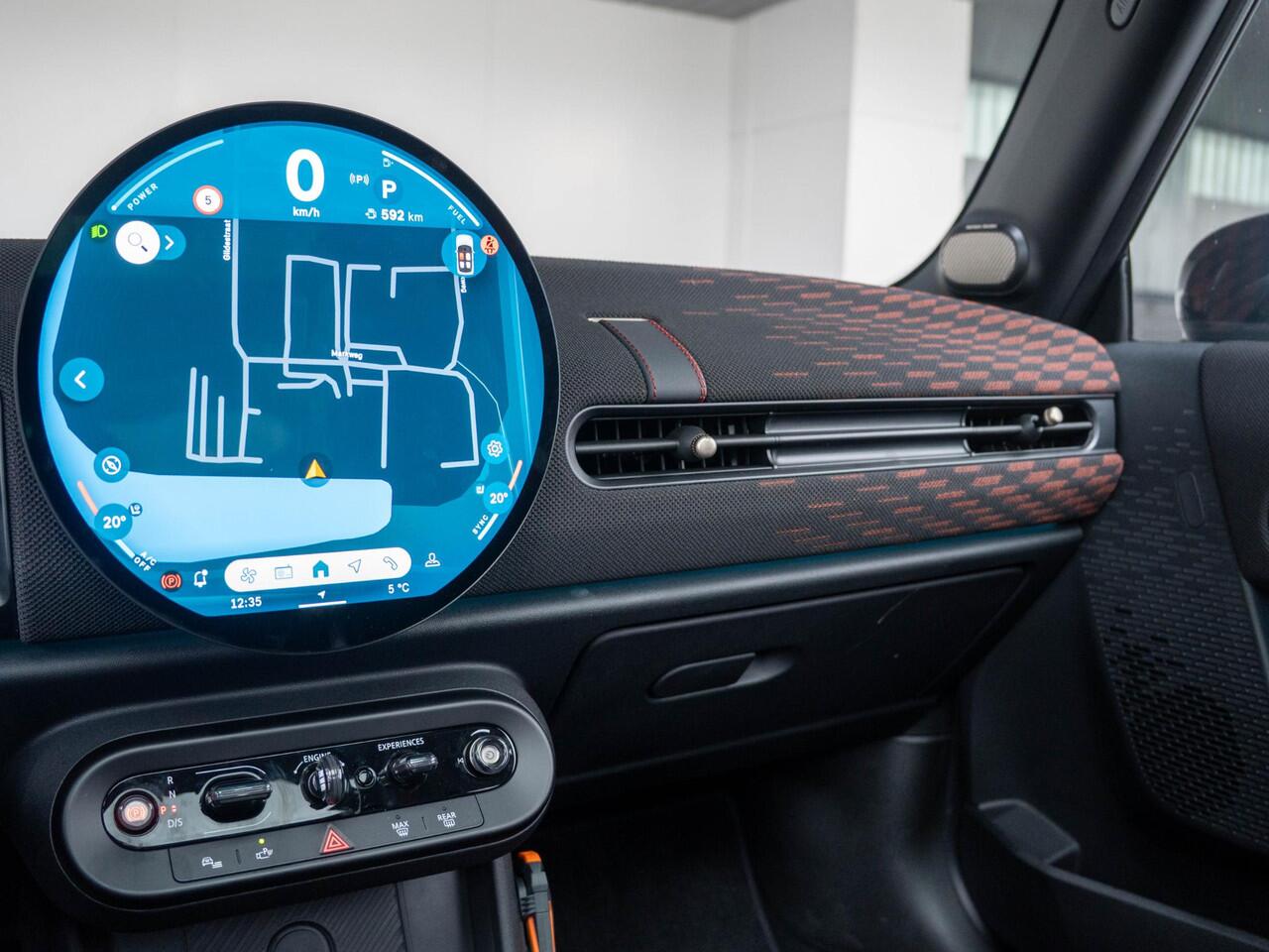 Mini John Cooper Works 3-deurs + XL-Pakket + Glazen Panoramadak + Getint glas