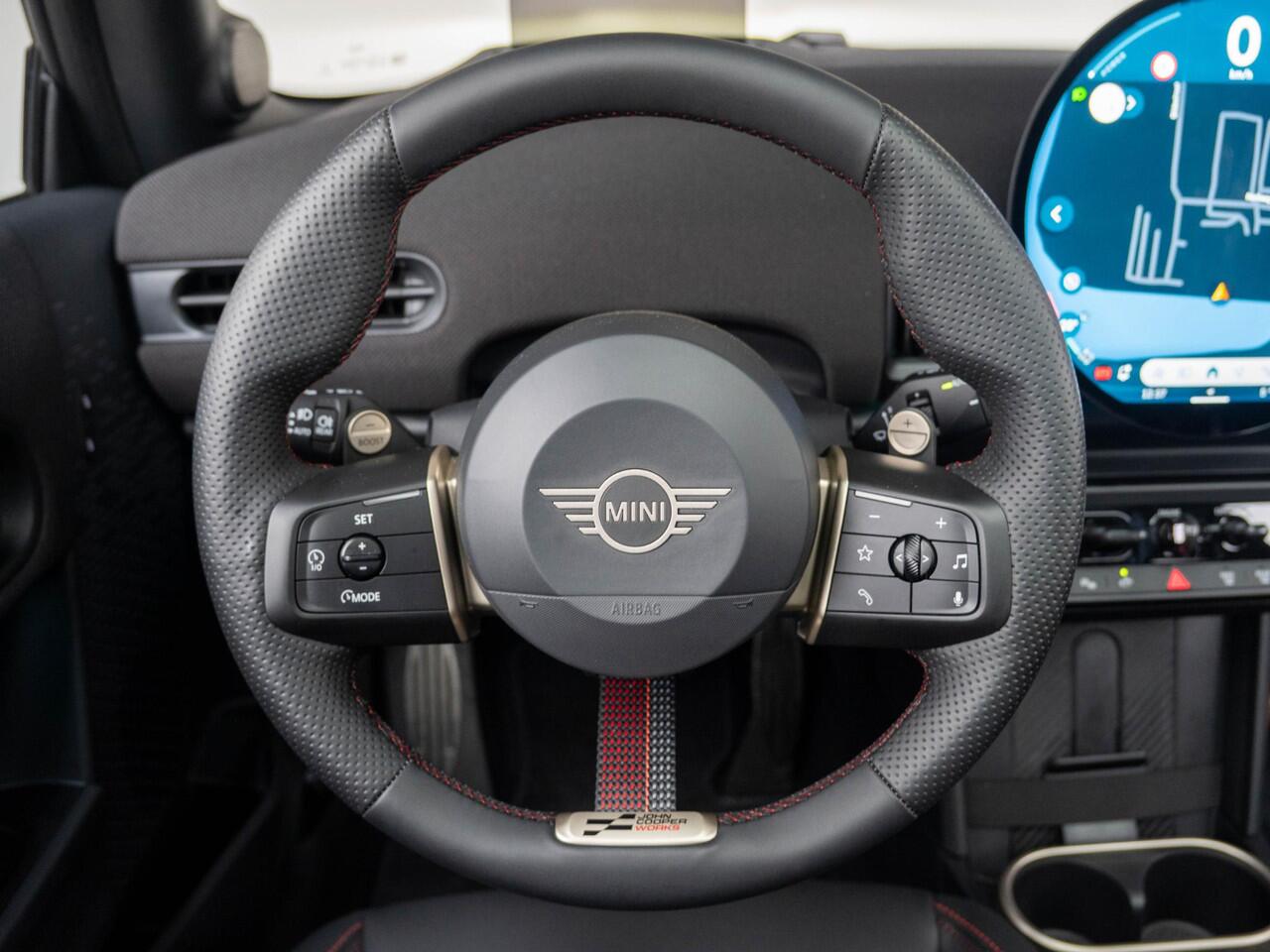 Mini John Cooper Works 3-deurs + XL-Pakket + Glazen Panoramadak + Getint glas