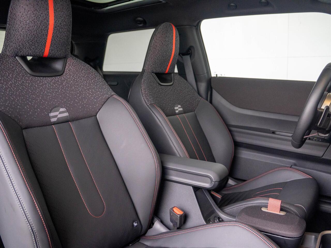 Mini John Cooper Works 3-deurs + XL-Pakket + Glazen Panoramadak + Getint glas