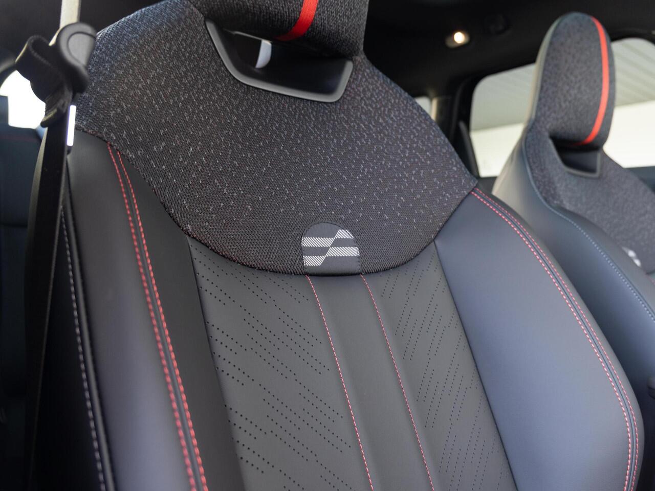 Mini John Cooper Works Aceman JCW XL - pakket + Trekhaak + Harman-Kardon + Driving Assistant Plus