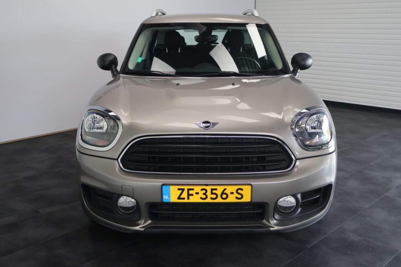 Mini MINI 1.5 One Business Edition | Trekhaak | Navigatie | 20" LM