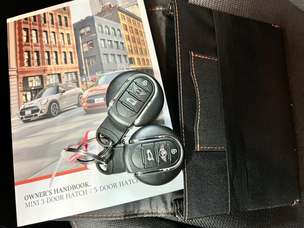 Mini MINI 5-deurs 1.5 Business Edition Cruise Clima Navi BT Tel PDC