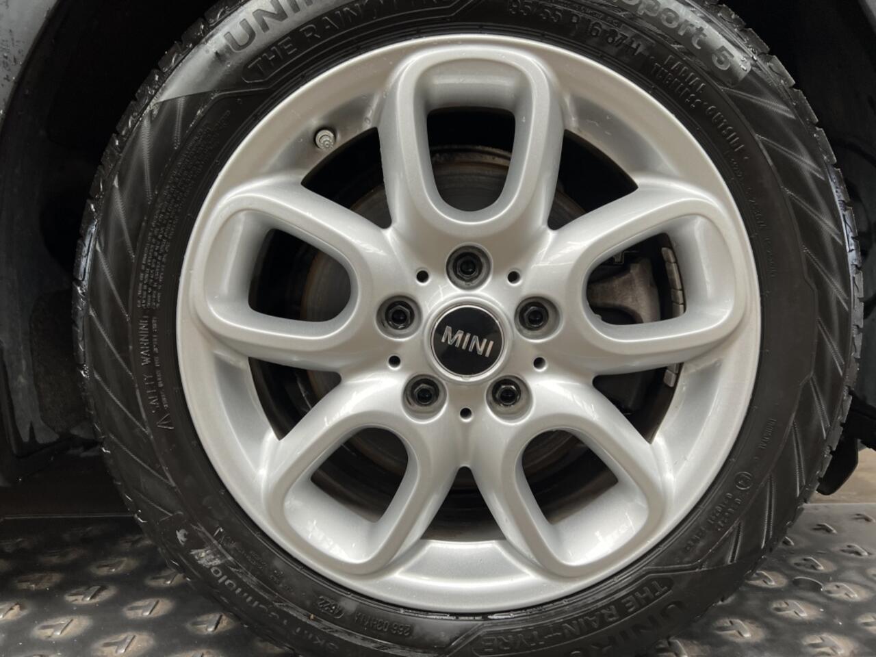 Mini MINI 1.5 Business Edition Clima Cruise Navi Pdc