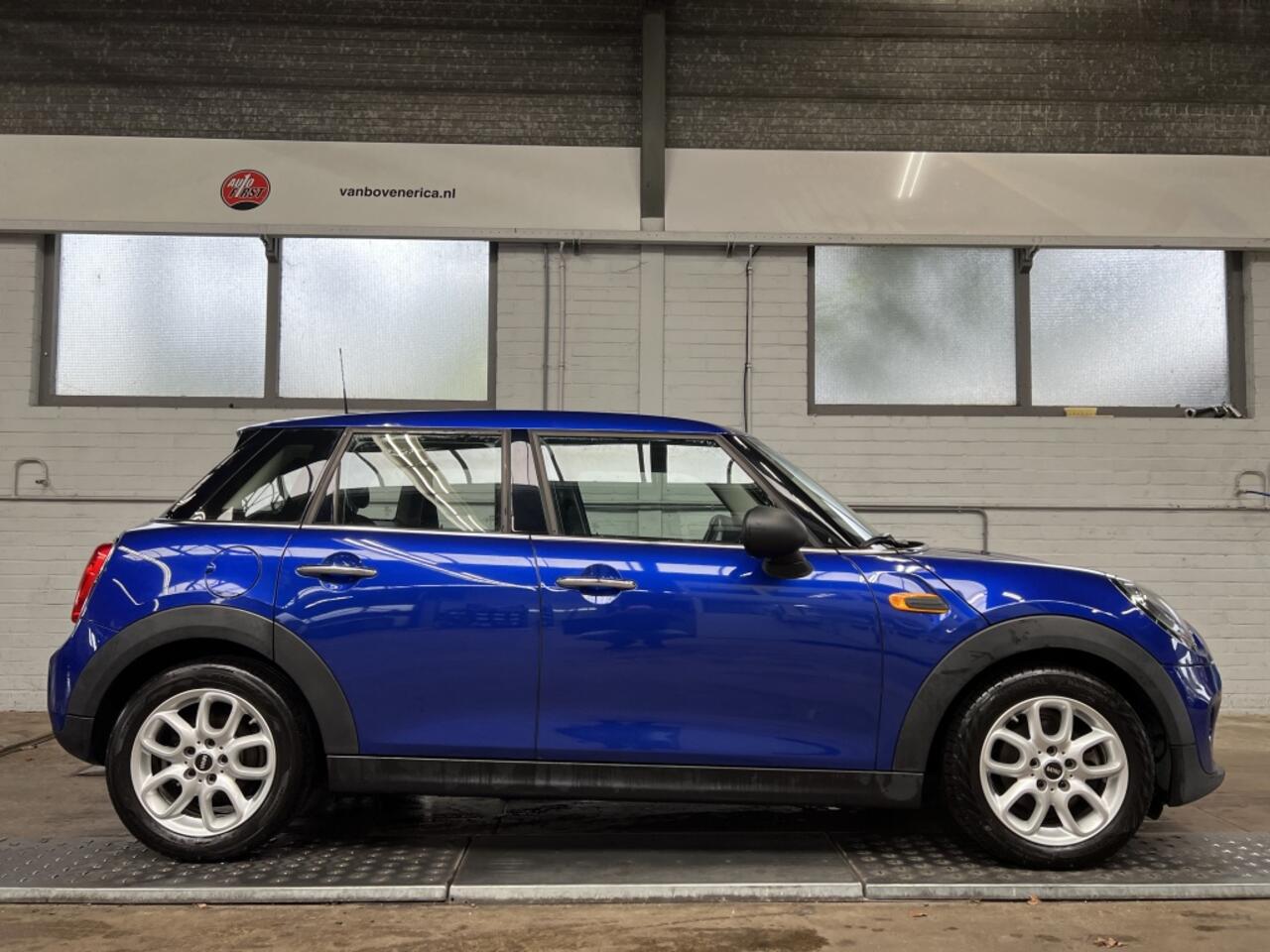 Mini MINI 1.5 Business Edition Clima Cruise Navi Pdc