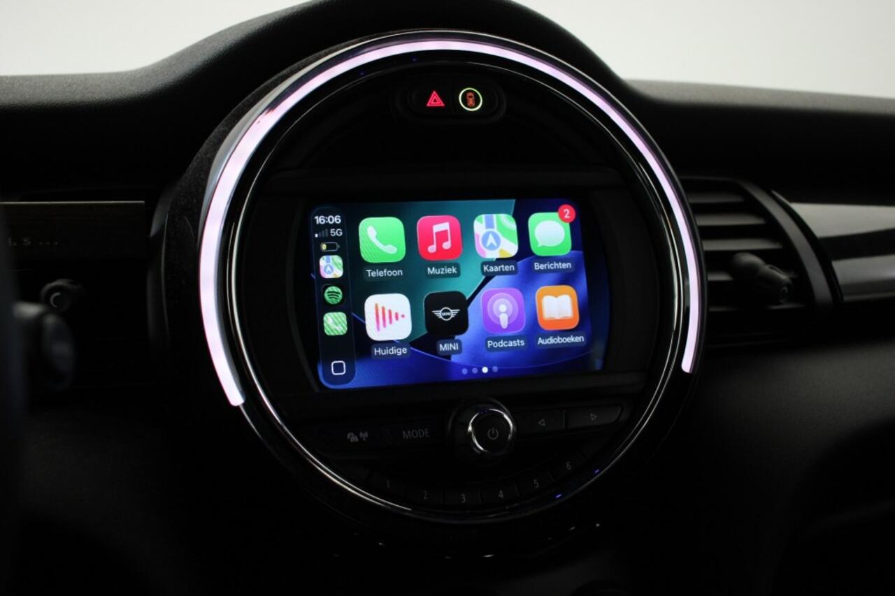 Mini MINI Essential 33 kWh - Carplay, Navi, Half Leer, Camera, Stoelverw.