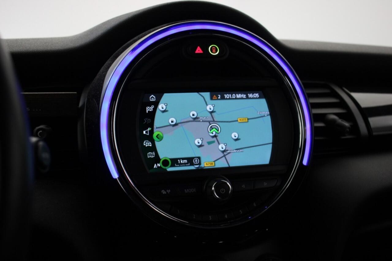 Mini MINI Essential 33 kWh - Carplay, Navi, Half Leer, Camera, Stoelverw.