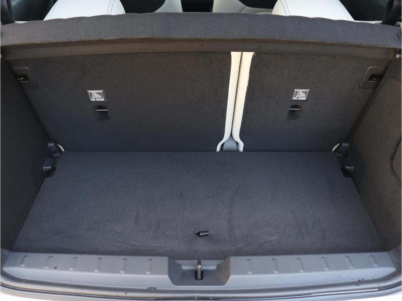 Mini MINI 3-deurs E | Favoured Trim + Pakket L + Panodak + Harman Kardon + Comfort Access + Head-Up + Parking Assistant Plus + 18'' LMV