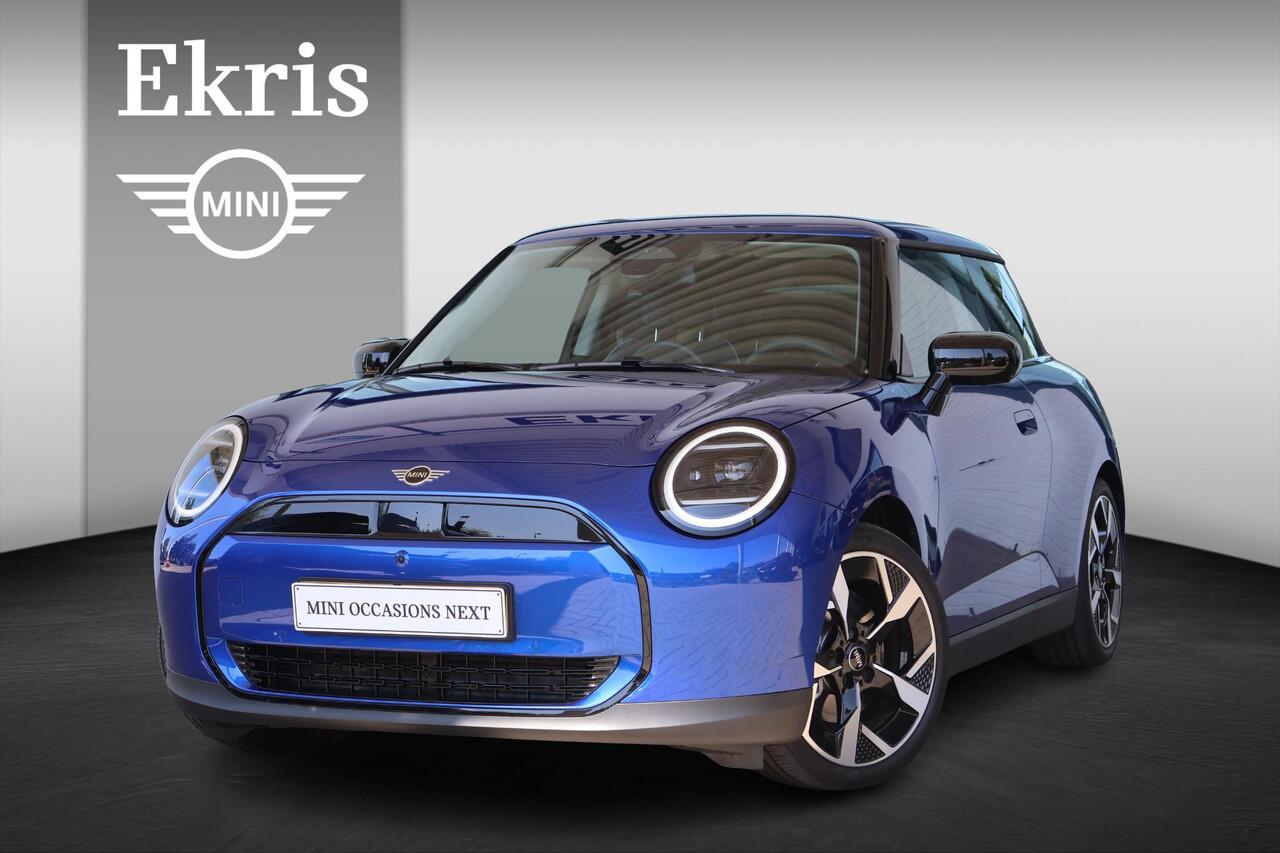 Mini MINI 3-deurs E | Pakket L | Glazen Panoramadak | Harman Kardon | Head-Up Display | Stoelverwarming | Comfort Access | Camera