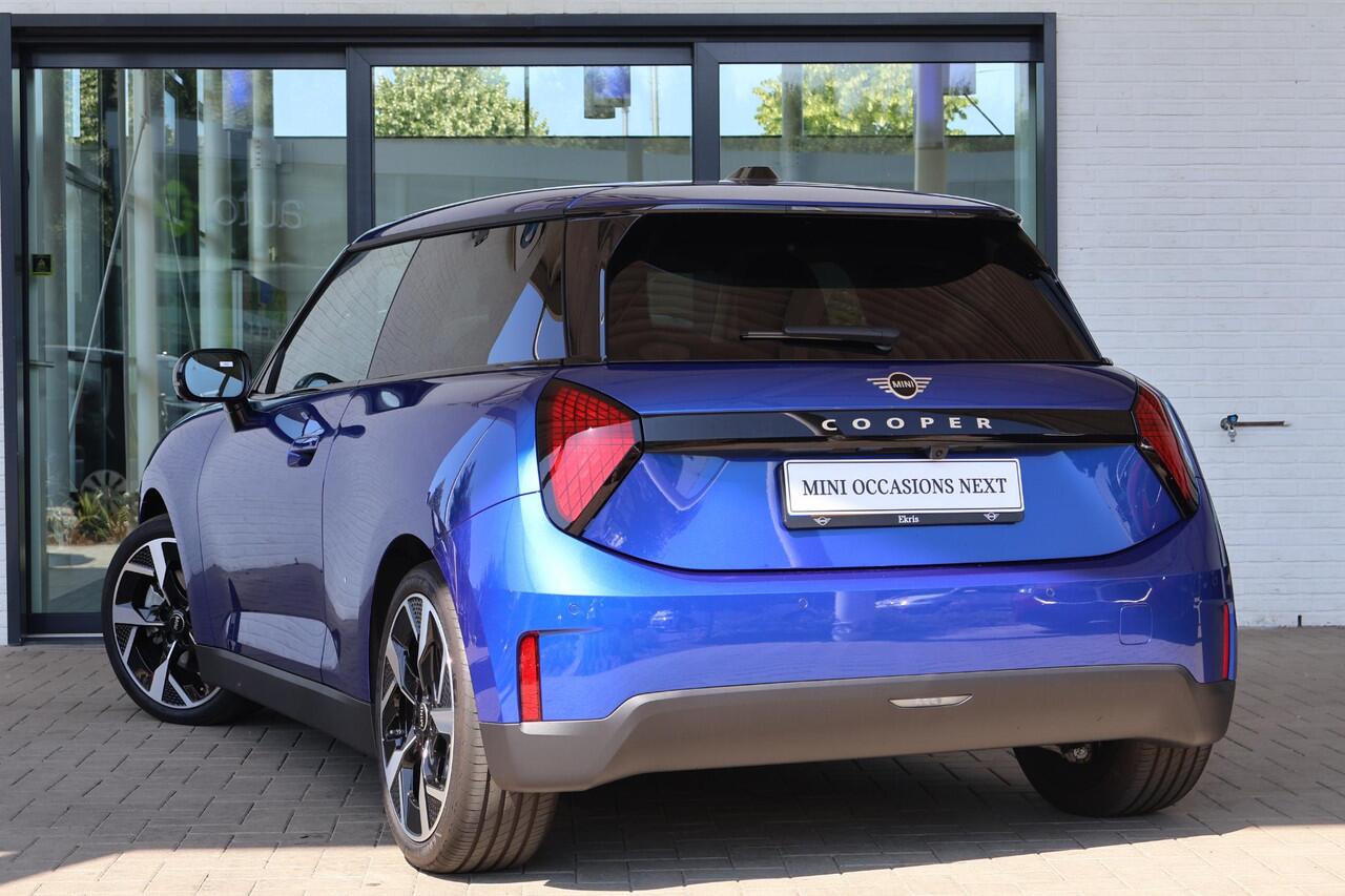 Mini MINI 3-deurs E | Pakket L | Glazen Panoramadak | Harman Kardon | Head-Up Display | Stoelverwarming | Comfort Access | Camera