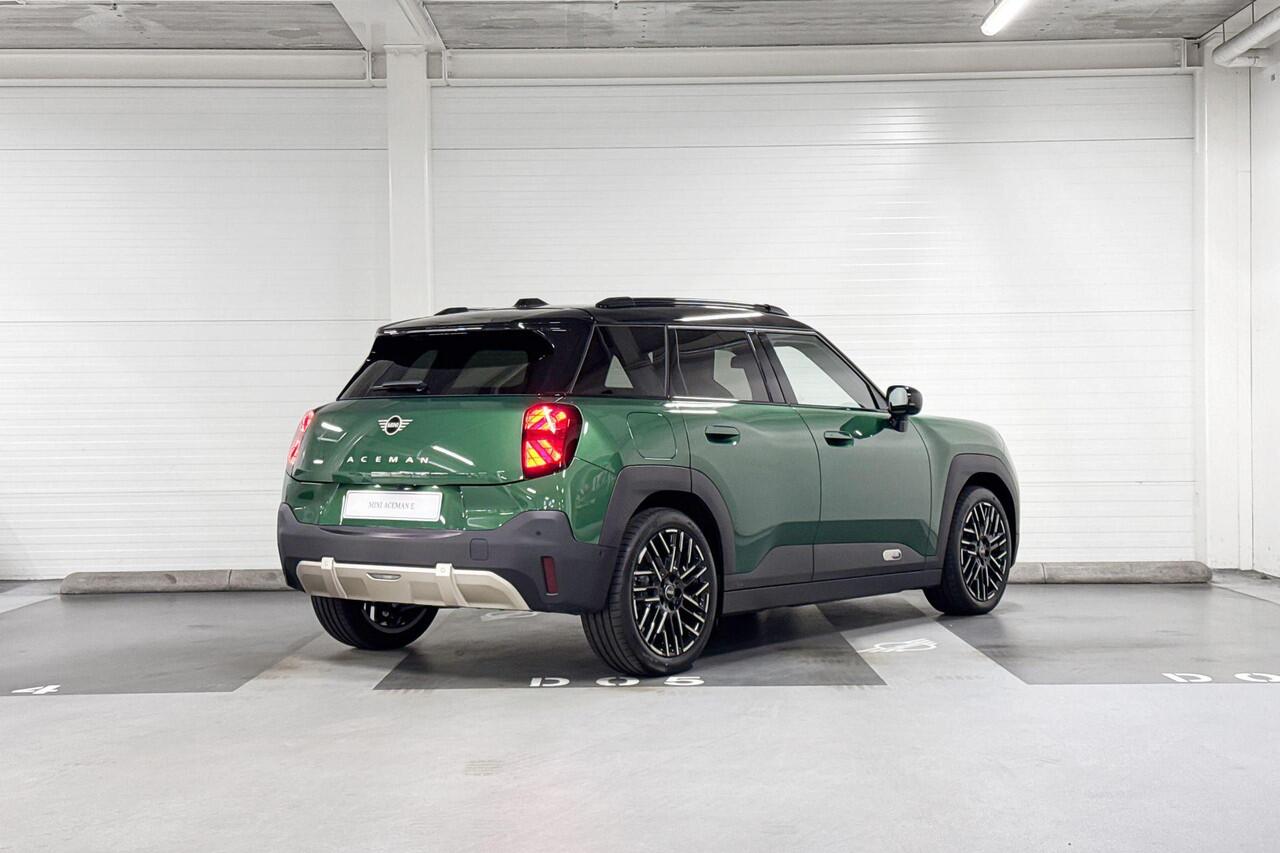 Mini MINI Aceman E | Favoured Uitvoering | Pakket L | 18" Night Flash Spoke 2-tone