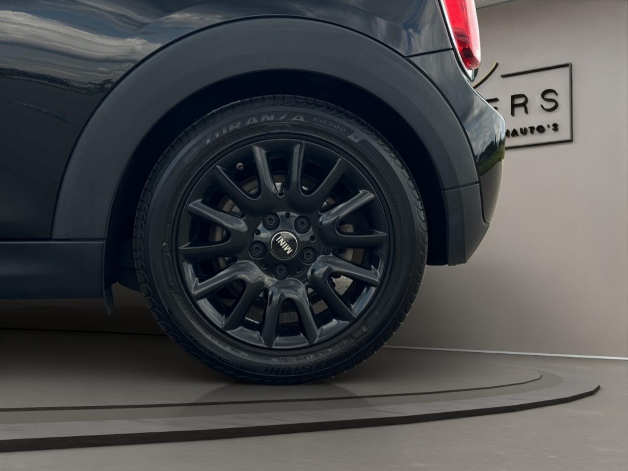 Mini ONE 1.5 Business Edition 2021 ZWART | Leder | Benzine | Climate Cont