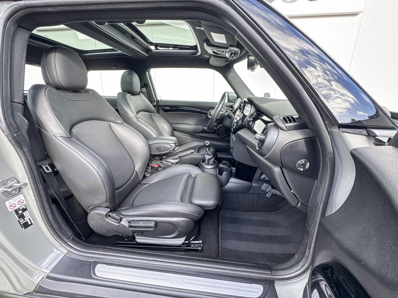 Mini ONE 3-deurs Business Edition | Panoramadak | 16 inch