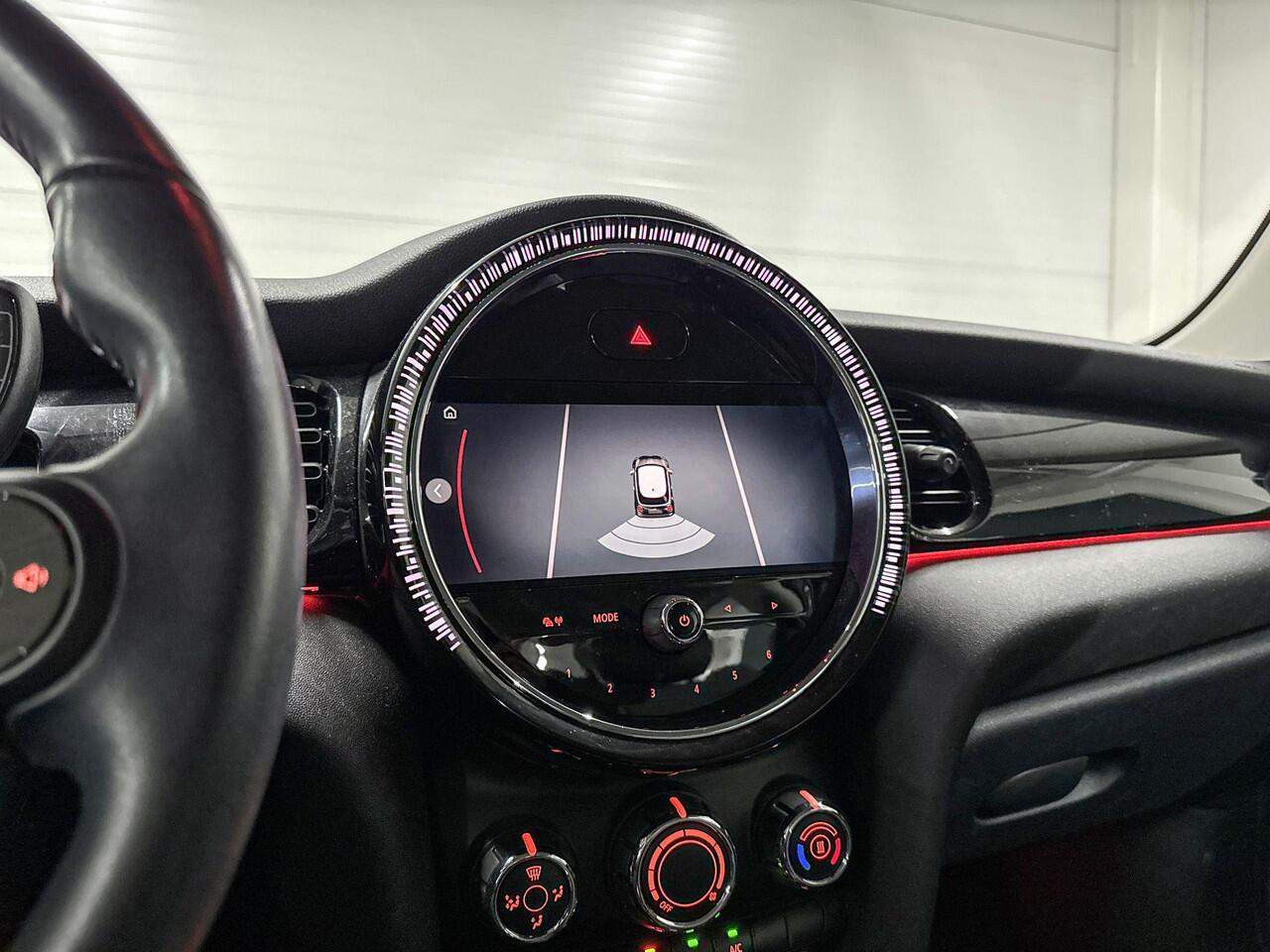 Mini ONE 3-deurs Business Edition | Navigatiesysteem | Apple Carplay | Park Distance Control