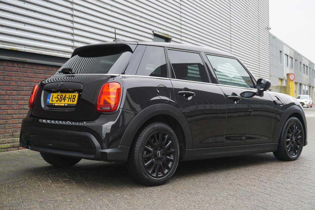 Mini ONE Mini 1.5 Essential LED/GR. NAVI/1e EIGENAAR.