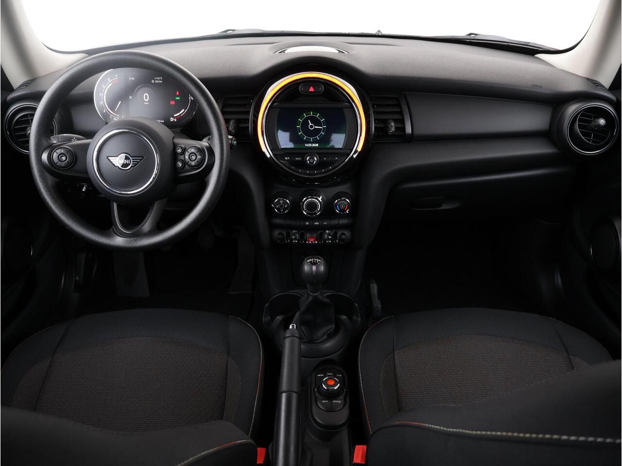 Mini ONE mini 1.5 First Salt / Airco / Multifunctioneel instrumentenpaneel / Regen- en lichtsensor / 15'' LM / Lentevoordeel