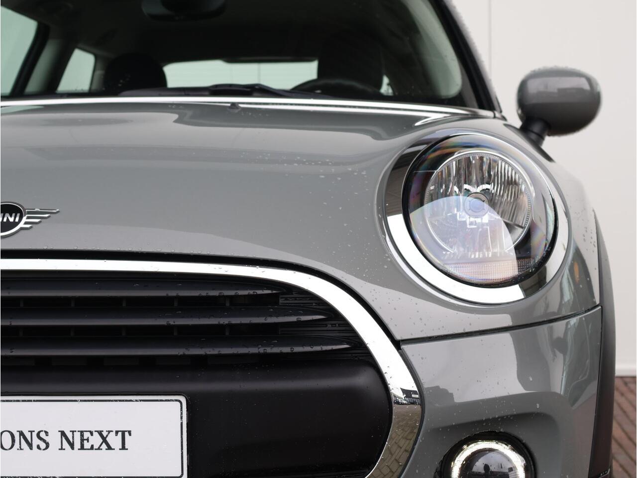Mini ONE mini 1.5 First Salt / Airco / Multifunctioneel instrumentenpaneel / Regen- en lichtsensor / 15'' LM / Lentevoordeel