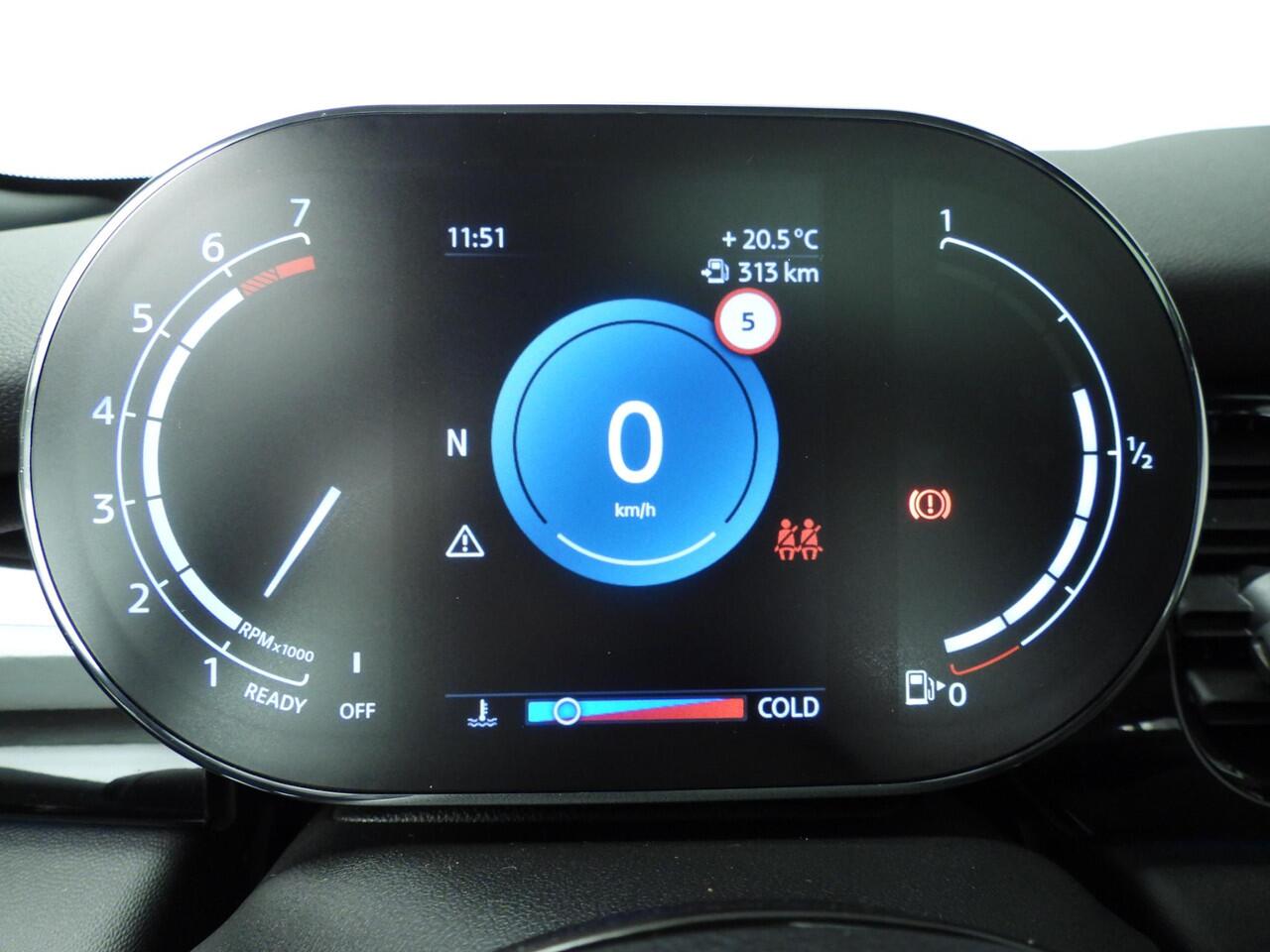 Mini ONE 3-deurs / Panoramadak / Sportstoelen / Stoelverwarming / Comfort Acces / Climate / LED / Alu wielen black 16 inch