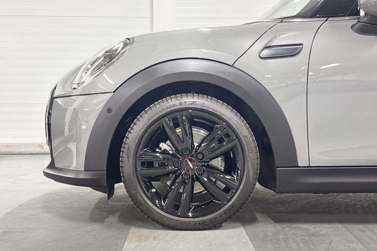 Mini ONE 3-deurs 1.5 Business Edition | Achteruitrijcamera | Navigatiesysteem | Sfeerverlichting