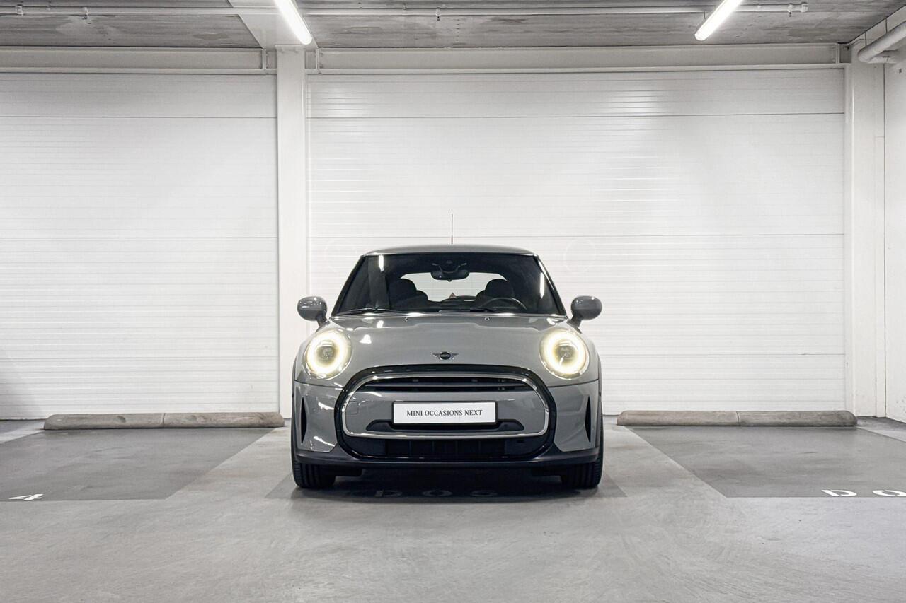 Mini ONE 3-deurs 1.5 Business Edition | Achteruitrijcamera | Navigatiesysteem | Sfeerverlichting