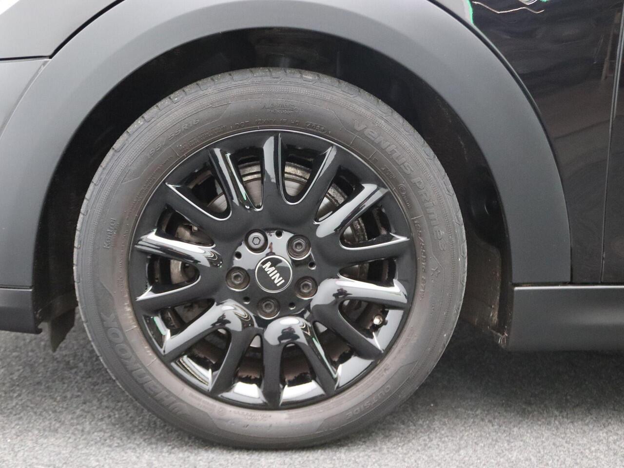 Mini ONE 3-deurs Business Edition + Classic + Connected Navigation Pakket + Sportstoelen + LED + 16''