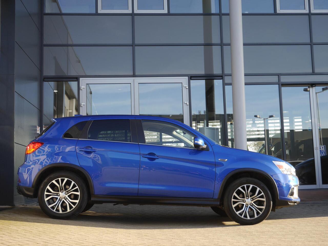 Mitsubishi ASX 1.6 Cleartec Connect Pro+ | Trekhaak | Camera | Xenon verlichting | Keyless entry & start | Bluetooth | Lichtmetalen velgen