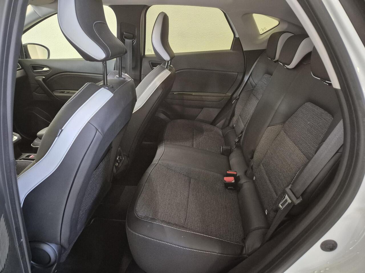 Mitsubishi ASX 1.6 PHEV AT First Edition | Adaptive Cruise Control | Stuur- & Stoelverwarming | Achteruitrijcamera |