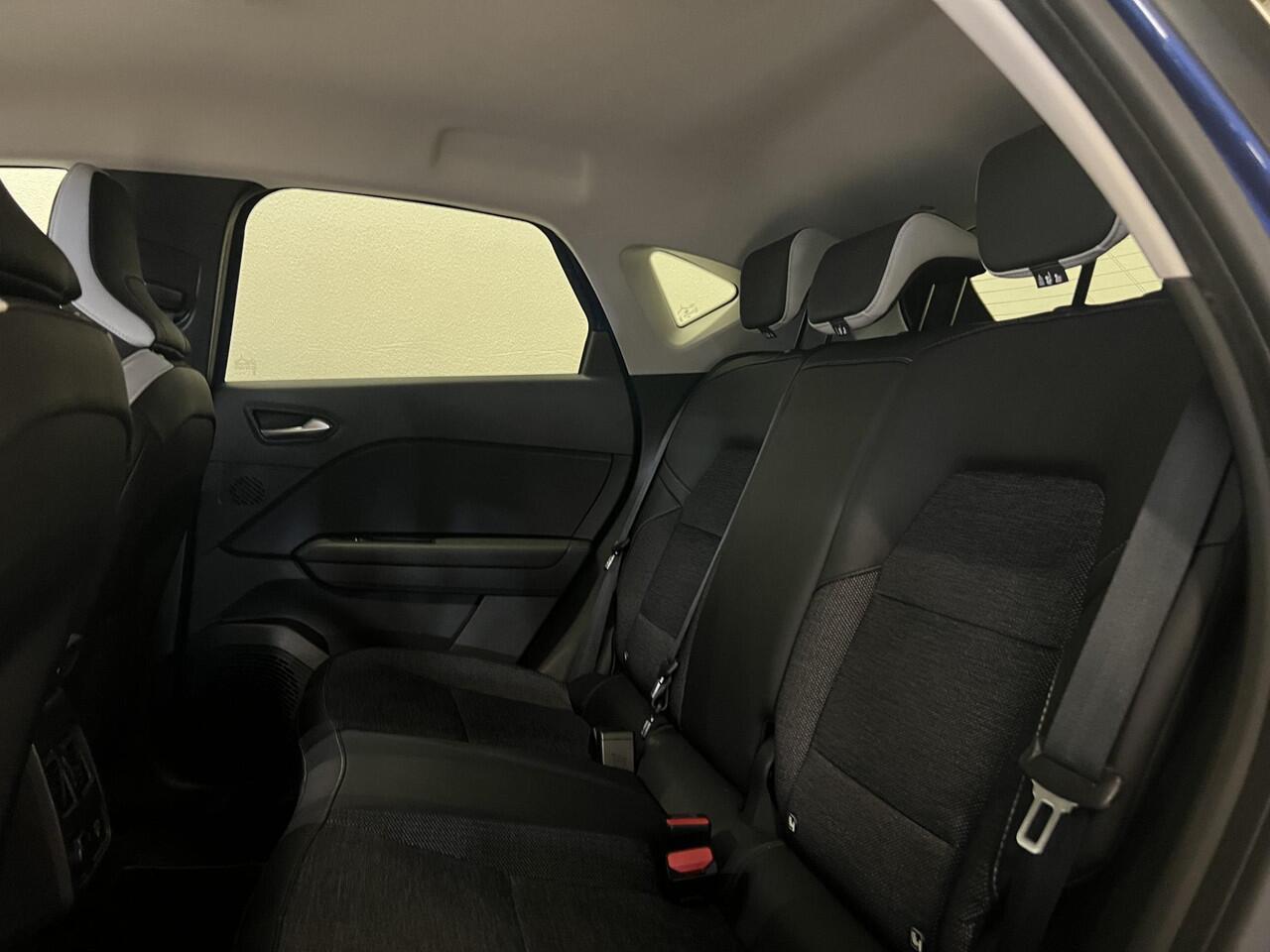 Mitsubishi ASX 1.6 HEV AT First Edition | Navigatie | Parkeersensoren | Cruise Control Adaptief |