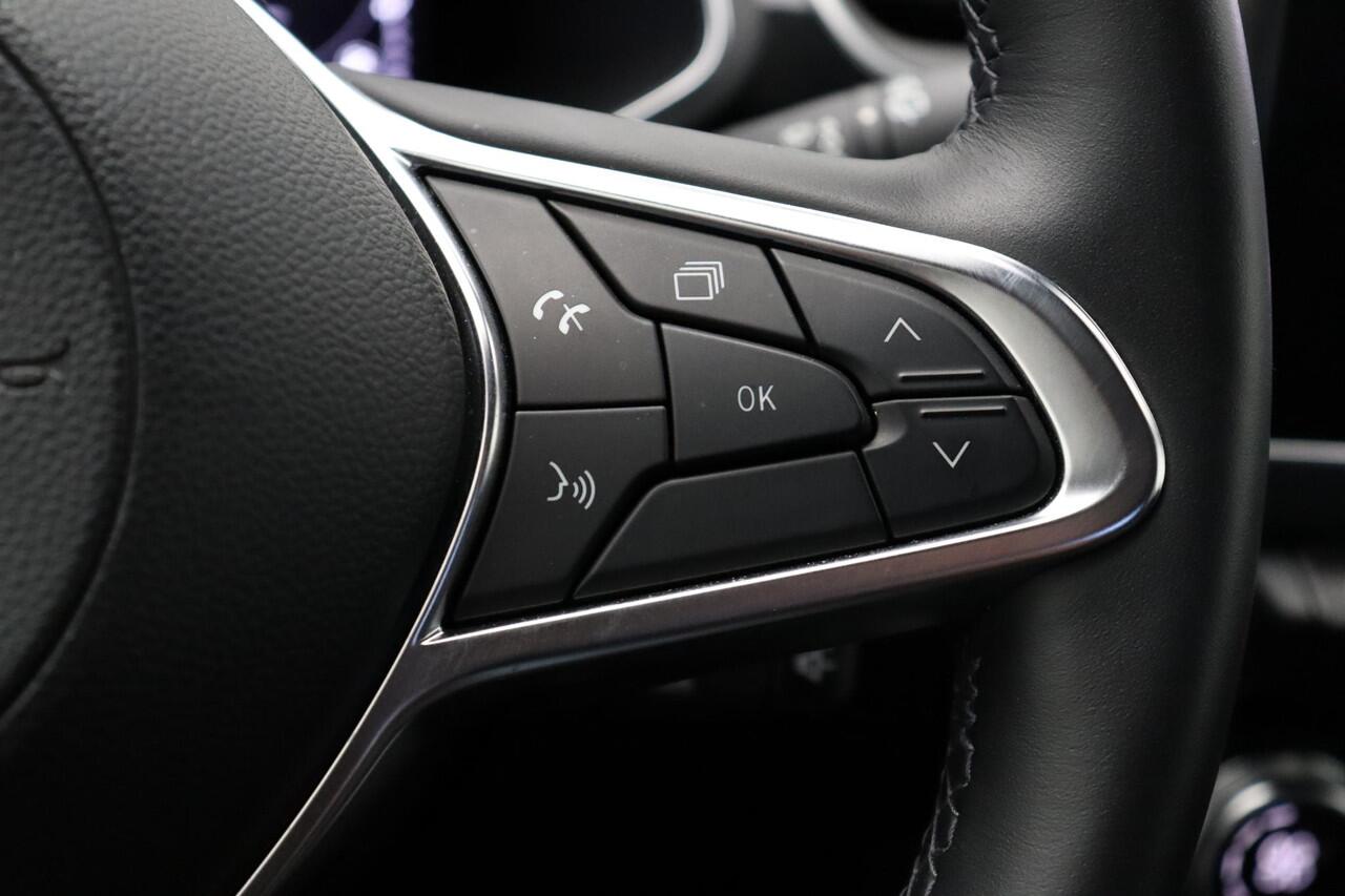 Mitsubishi ASX 1.6 PHEV AT Intense+ | Stuur en stoel verwarming | Navigatie | Half lederen bekleding | Dodehoek detectie | Achteruitrijcamera |