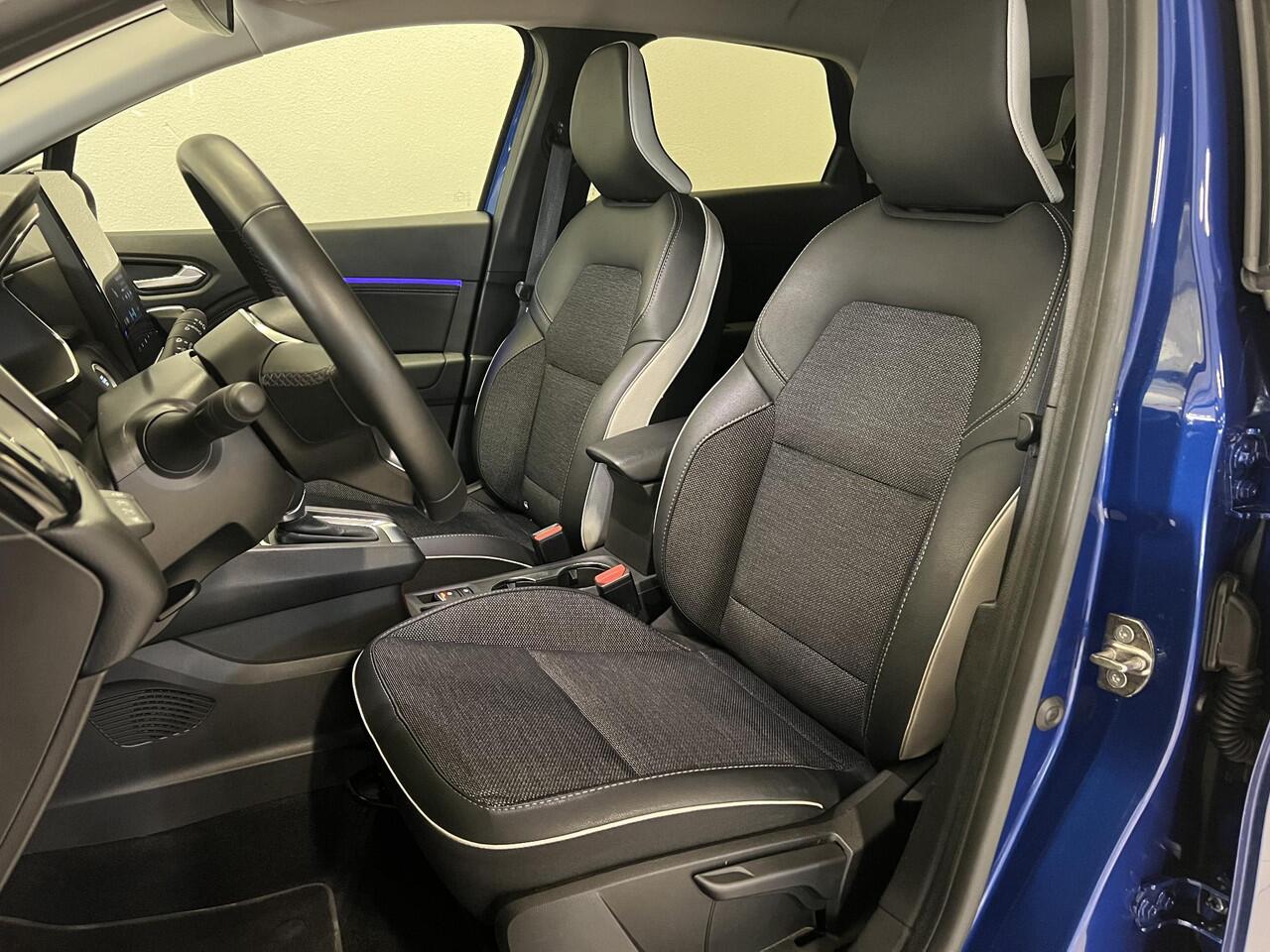 Mitsubishi ASX 1.6 HEV AT First Edition | Navigatie | Parkeersensoren | Cruise Control Adaptief |