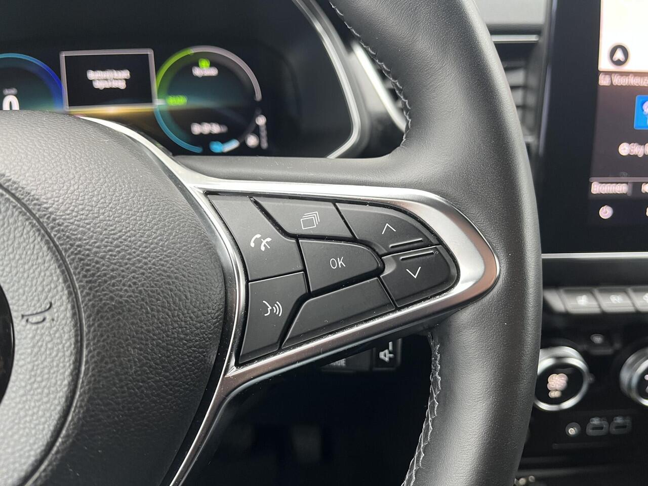 Mitsubishi ASX 1.6 PHEV AT Instyle / Apple Carplay/Android Auto / Lichtmetalen velgen 18"/ Voorstoelen verwarmd /