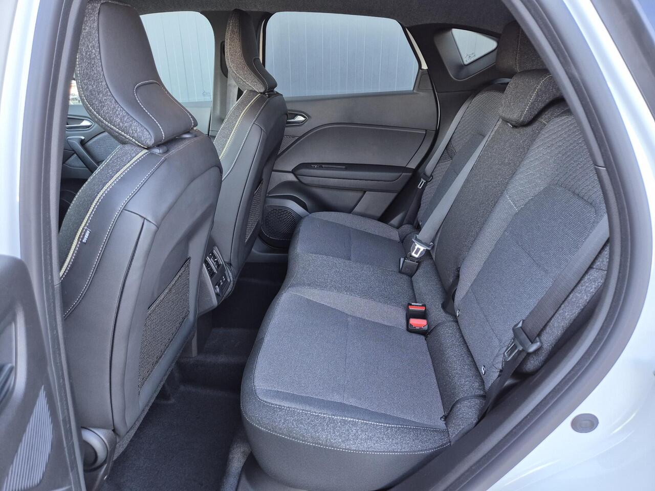 Mitsubishi ASX 1.6 HEV AT Intense+ | Apple CarPlay / Android Auto navigatie | Achteruitrijcamera | Stoelverwarming |