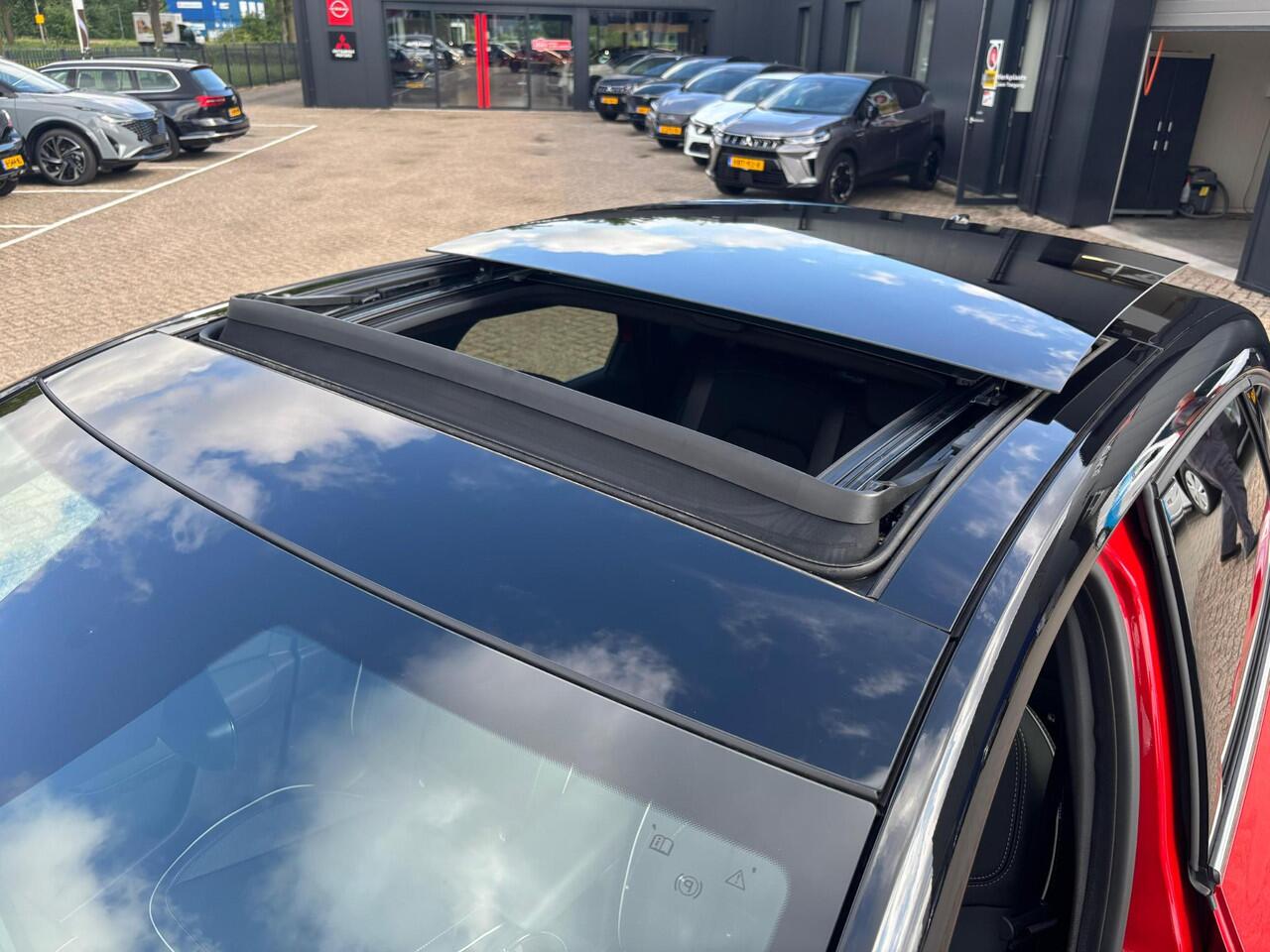 Mitsubishi ASX 1.8 HEV AT Instyle