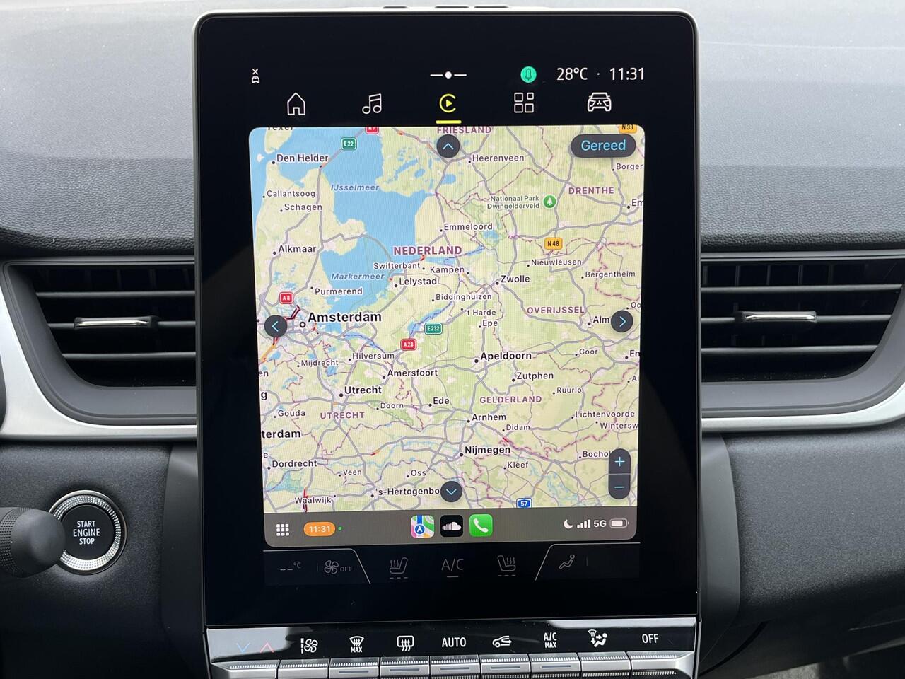 Mitsubishi ASX 1.8 HEV AT Intense Automaat / ¤2000,- Voordeel Op de Nieuwprijs / NIEUW uit voorraad leverbaar! / Achteruitrijcamera / Navigatie via Apple Carplay & Android Auto / Keyless Entry & Start / Verwarmde Voorstoelen / Cruise- en Climate Control / Parkeersensore