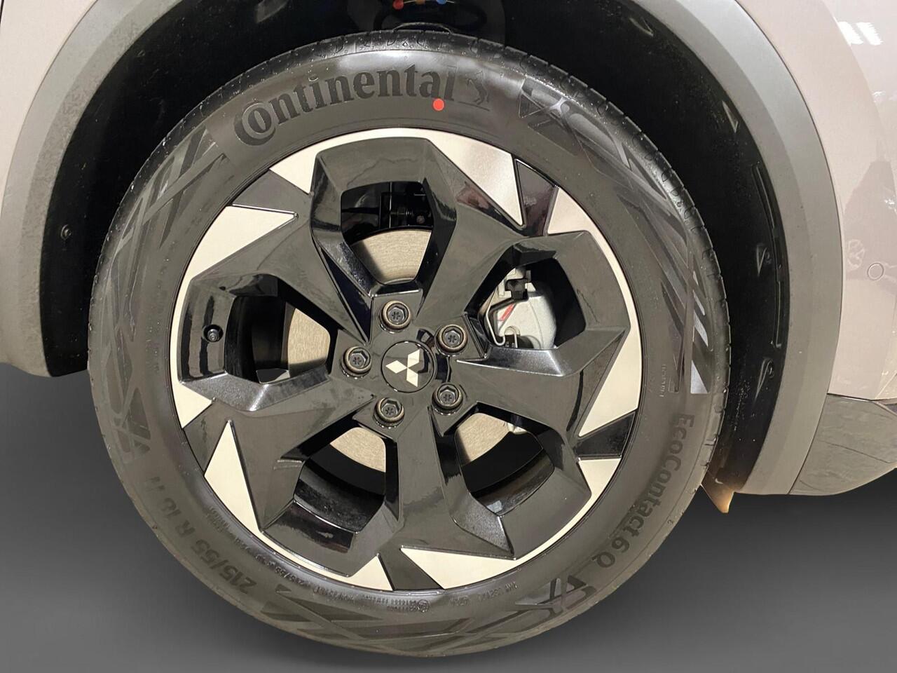 Mitsubishi ASX 1.8 HEV AT Executive | 1.500 Euro Korting | De Nieuwe Aandrijflijn | | Compleet uitgerust | Schuif-kantel dak | Stoel-/stuur-/voorruitverwarming | Navigatie |