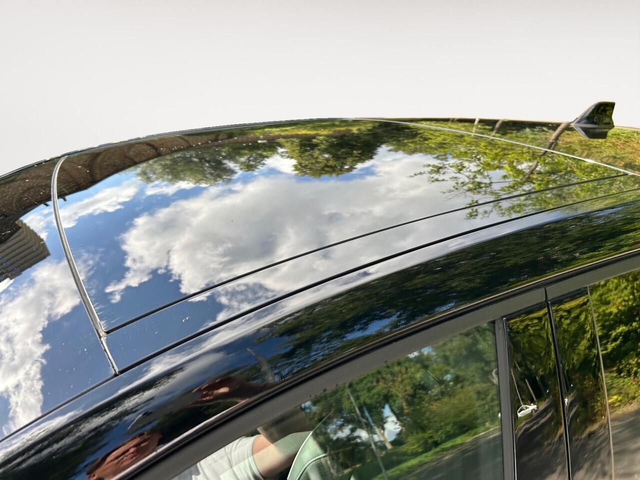 Mitsubishi ASX 1.8 HEV AT Instyle | 1.500 Euro Korting | De Nieuwe Aandrijflijn | | Compleet uitgerust | Schuif-kantel dak | Stoel-/stuur-/voorruitverwarming | Navigatie |