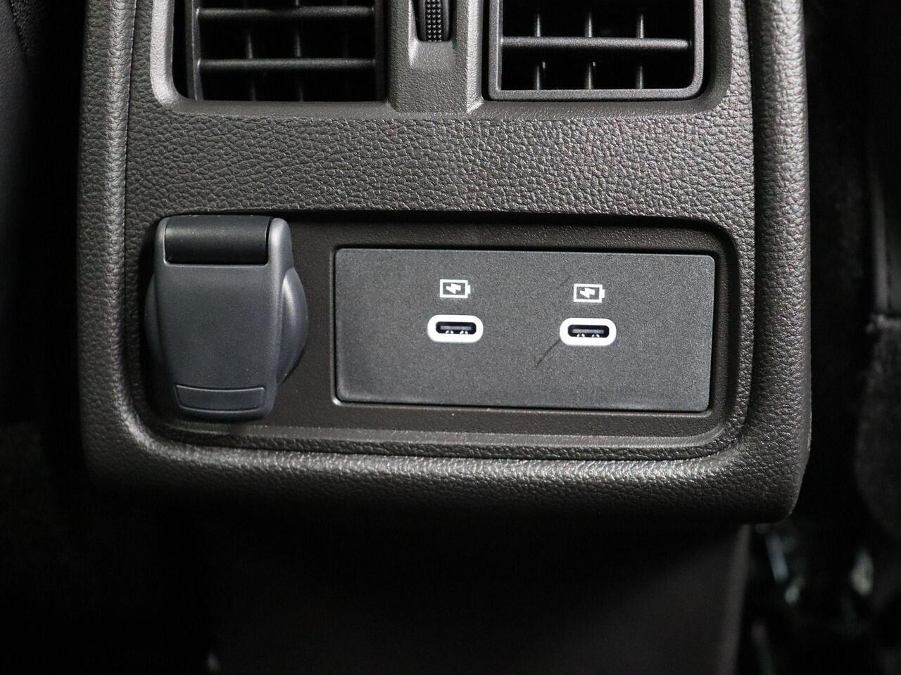 Mitsubishi ASX 1.8 HEV AT Intense+ | Adaptive cruise control | Verwarmbaar voorruit | 18" lichtmetalen velgen |