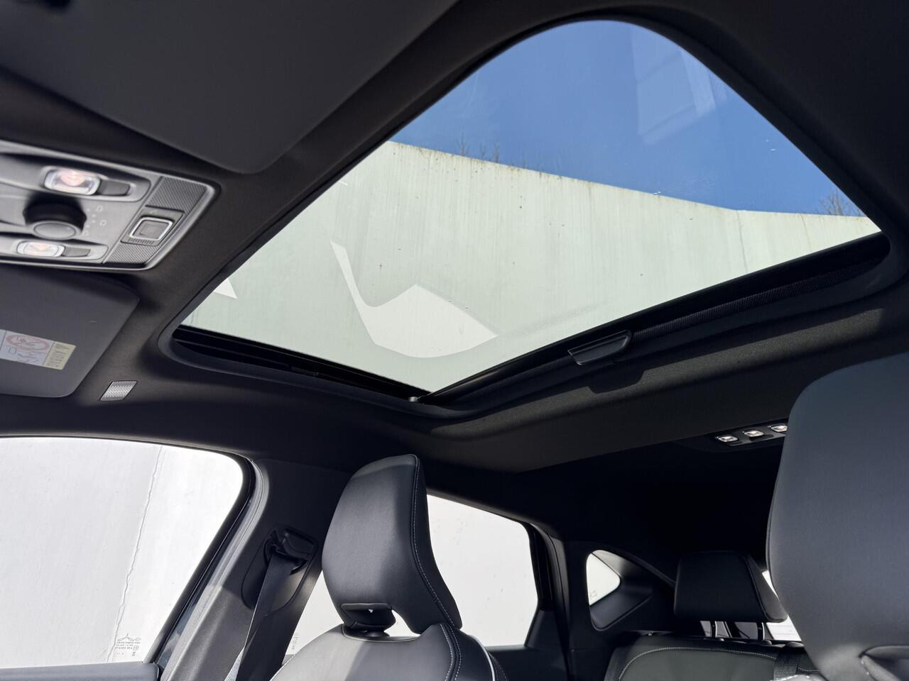 Mitsubishi ASX 1.6 HEV AT Instyle / Facelift modeljaar 2026! / Full Options! / Automaat / Harman Kardon Audio / Navigatie / Schuif- & Kantel Dak / Stoel- & Stuurverwarming / 360 Graden Camera / Google Build-In / Fabrieksgarantie t/m 31-07-2033 /